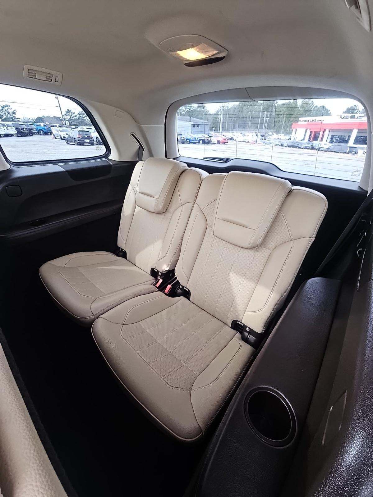 MERCEDES-BENZ GLS - 10