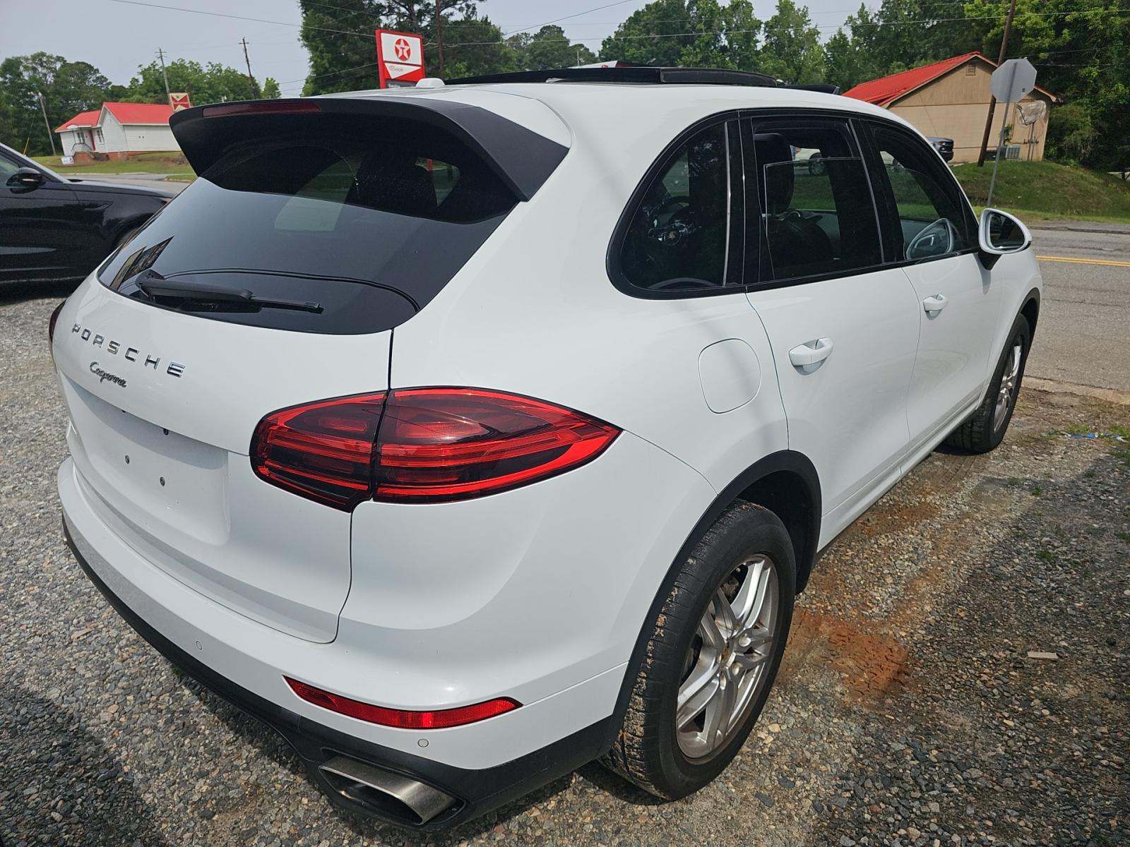 PORSCHE CAYENNE - 3