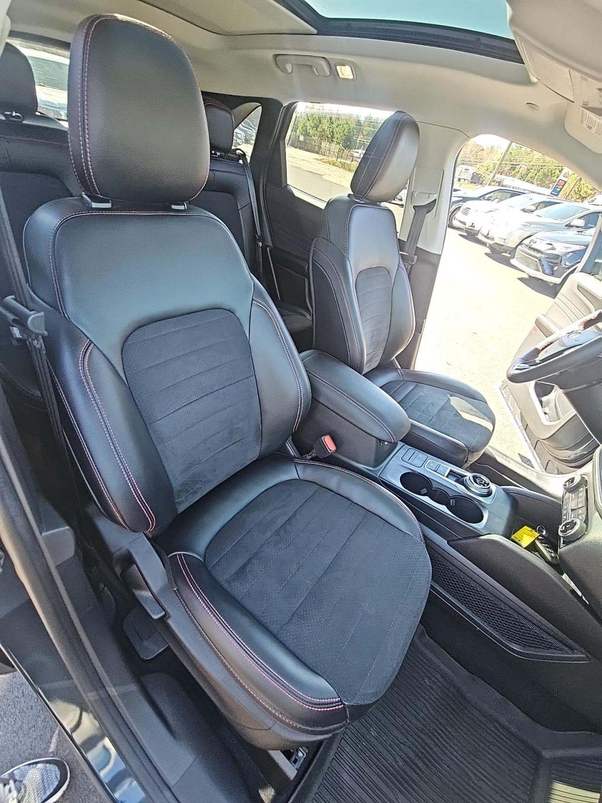 2022 Ford Escape SEL AWD