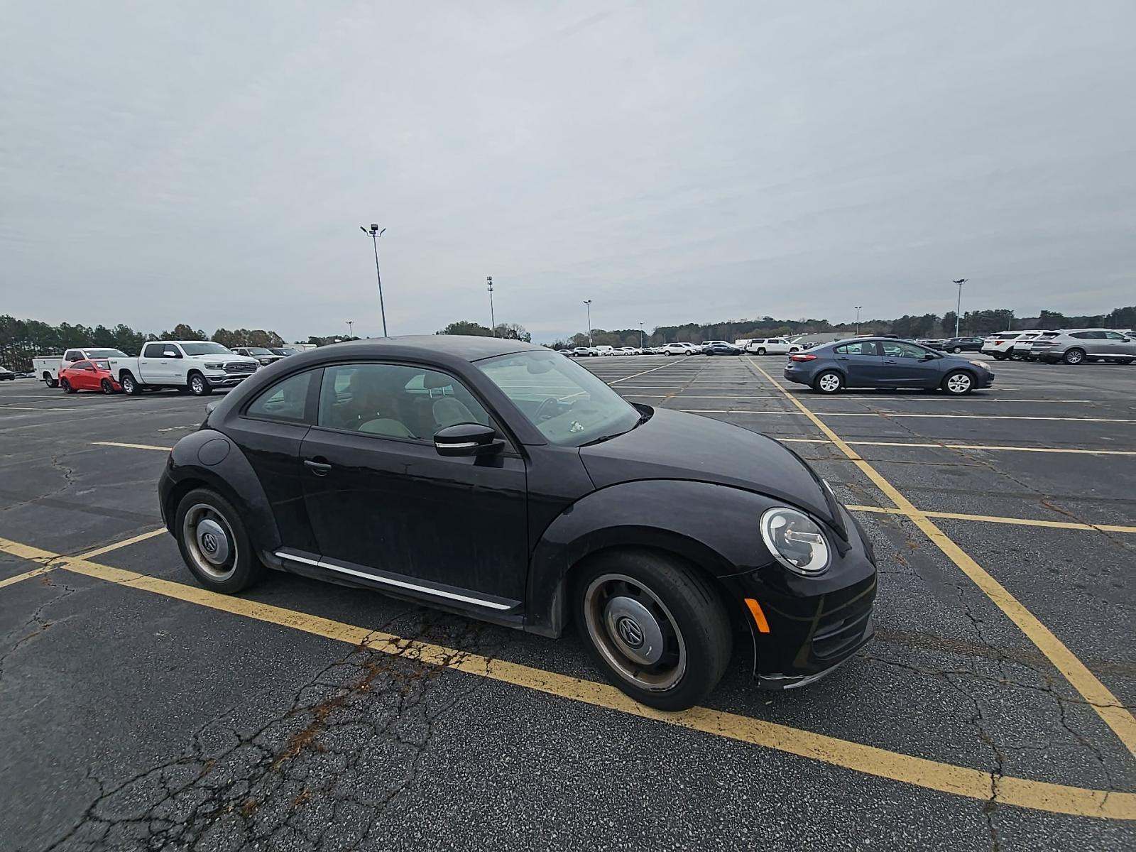 2016 Volkswagen Beetle 1.8T Classic FWD