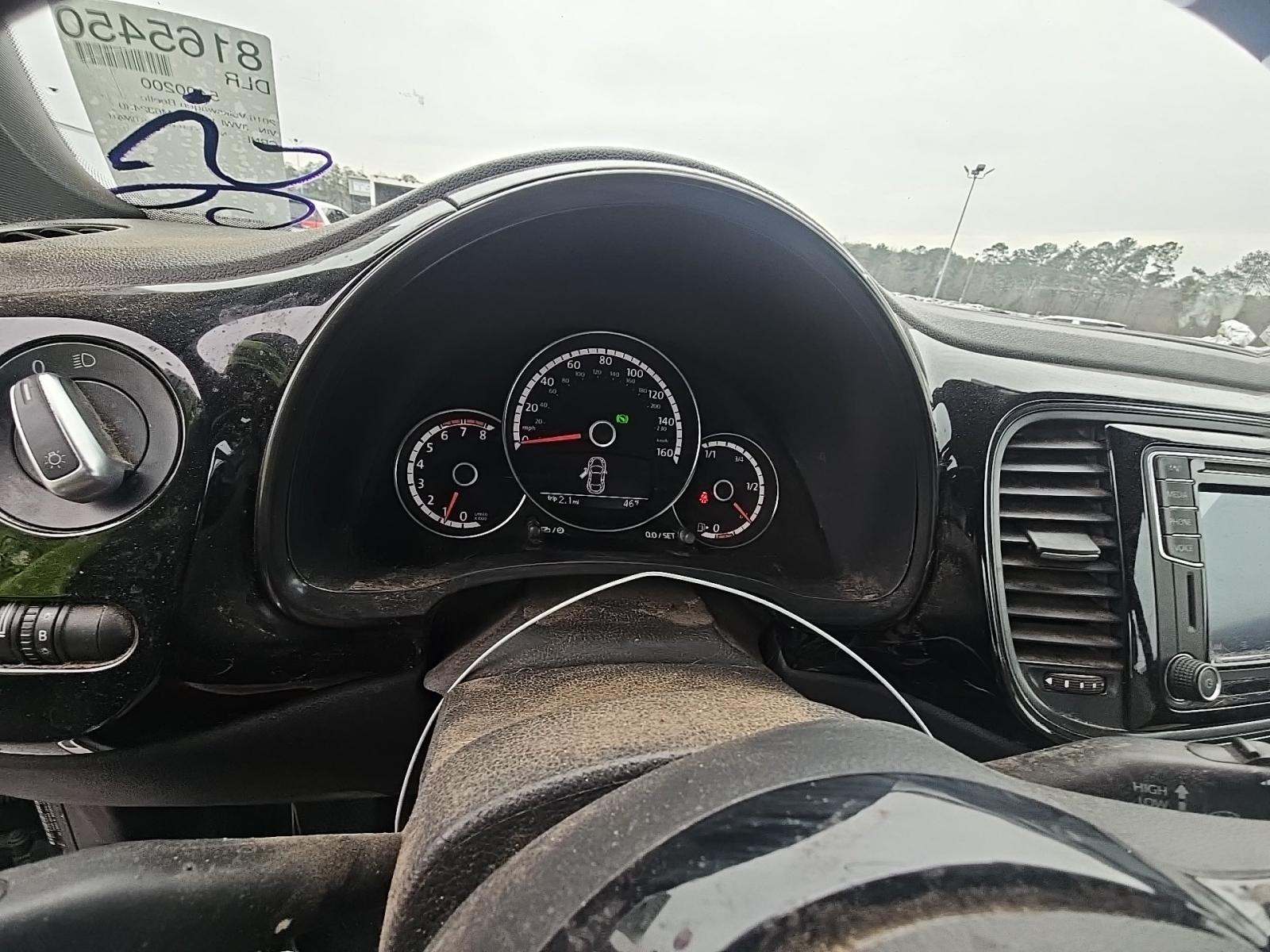 2016 Volkswagen Beetle 1.8T Classic FWD