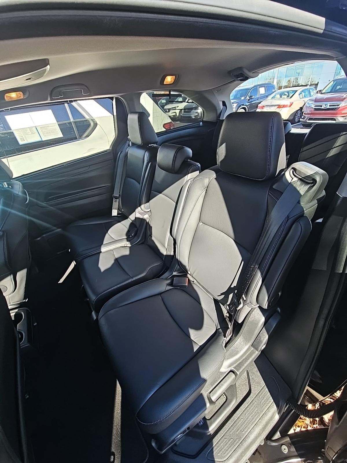 2024 Honda Odyssey Touring FWD