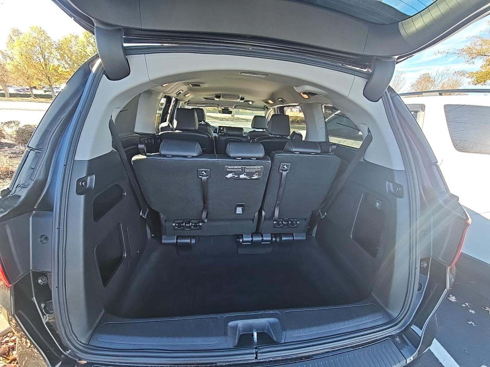 2024 Honda Odyssey Touring FWD