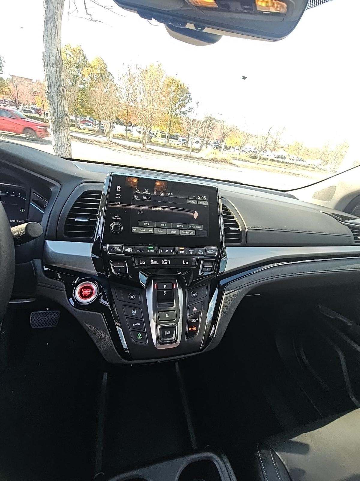 2024 Honda Odyssey Touring FWD