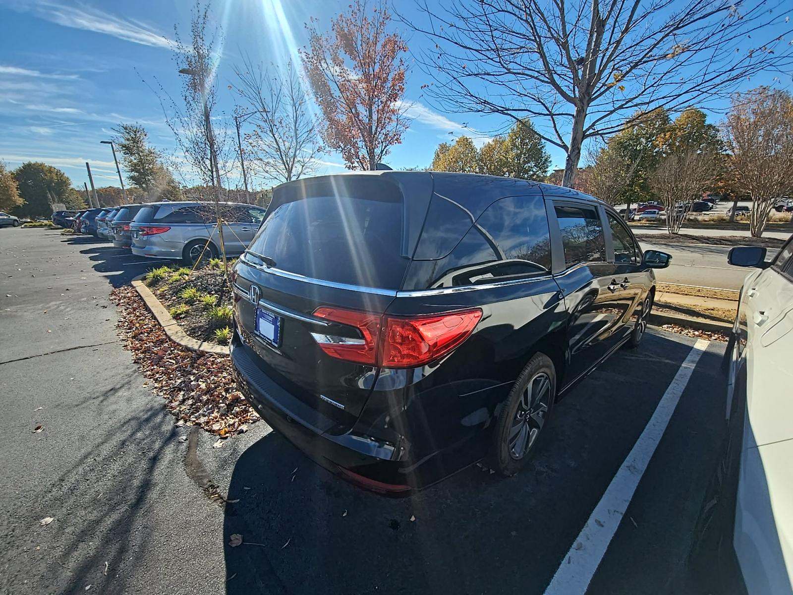 2024 Honda Odyssey Touring FWD