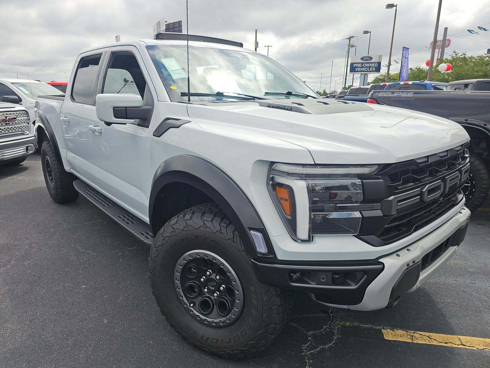 FORD F-150 - 4