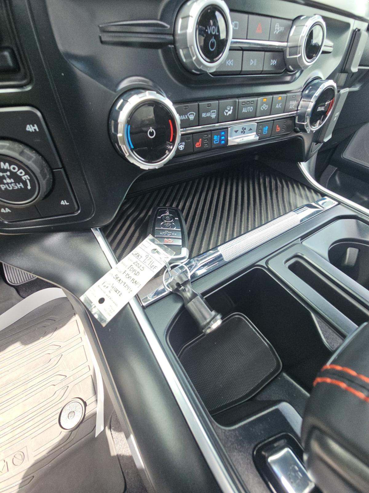 FORD F-150 - 8
