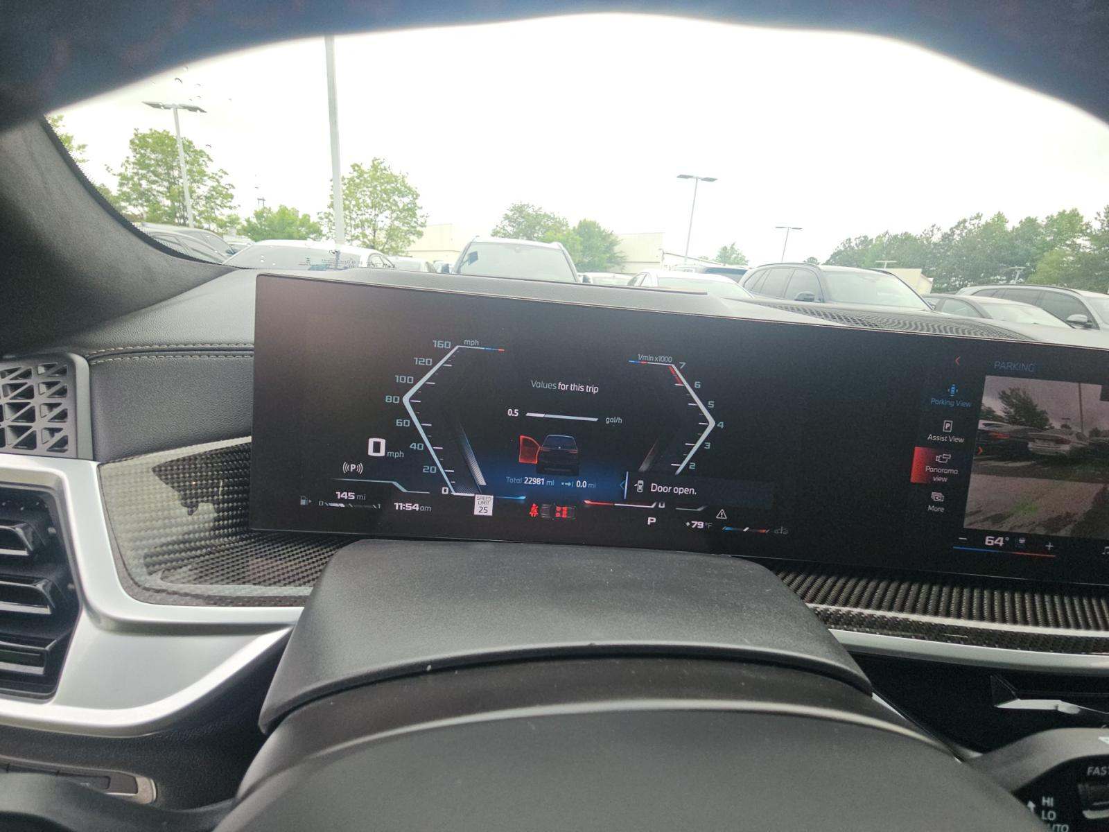 2025 BMW X7 M60i AWD