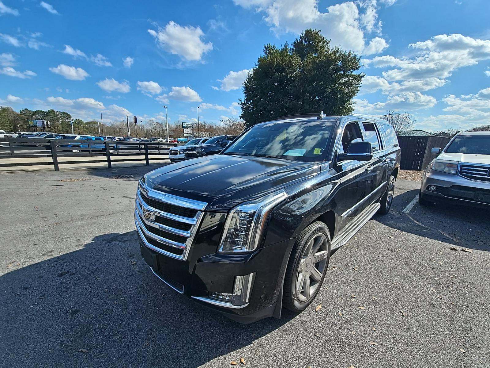 2017 Cadillac Escalade ESV Luxury AWD