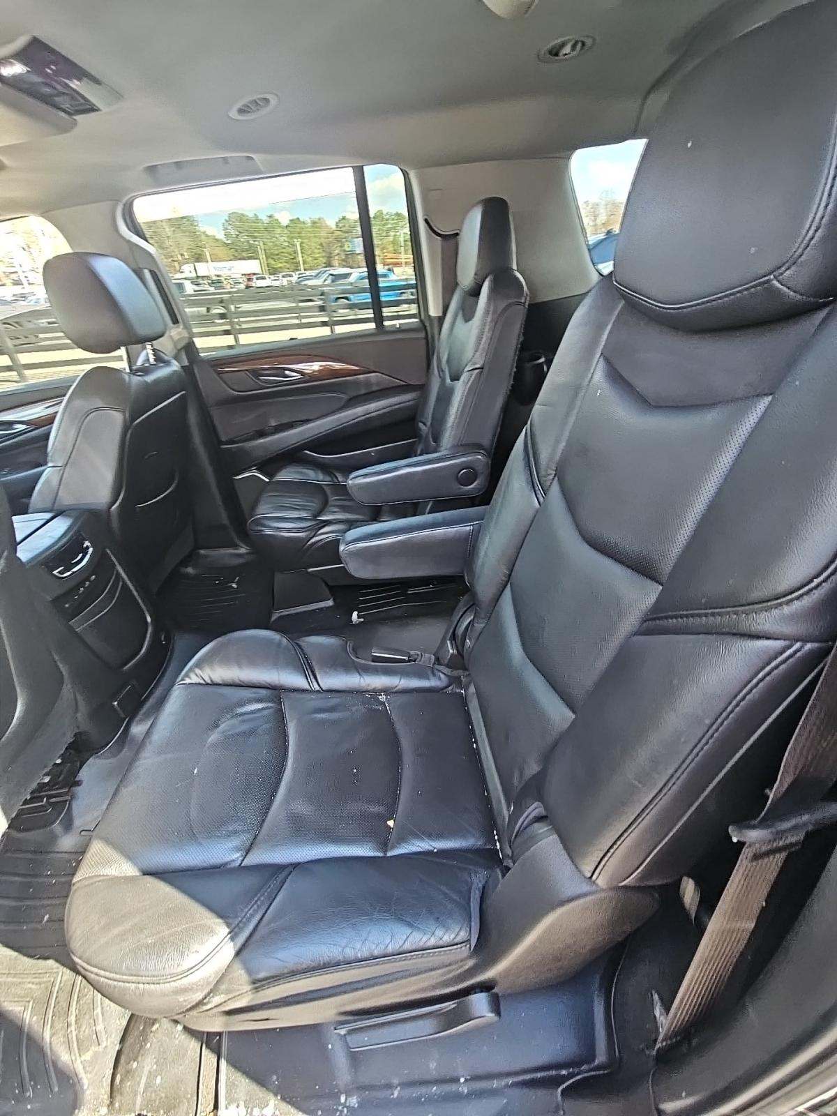 2017 Cadillac Escalade ESV Luxury AWD