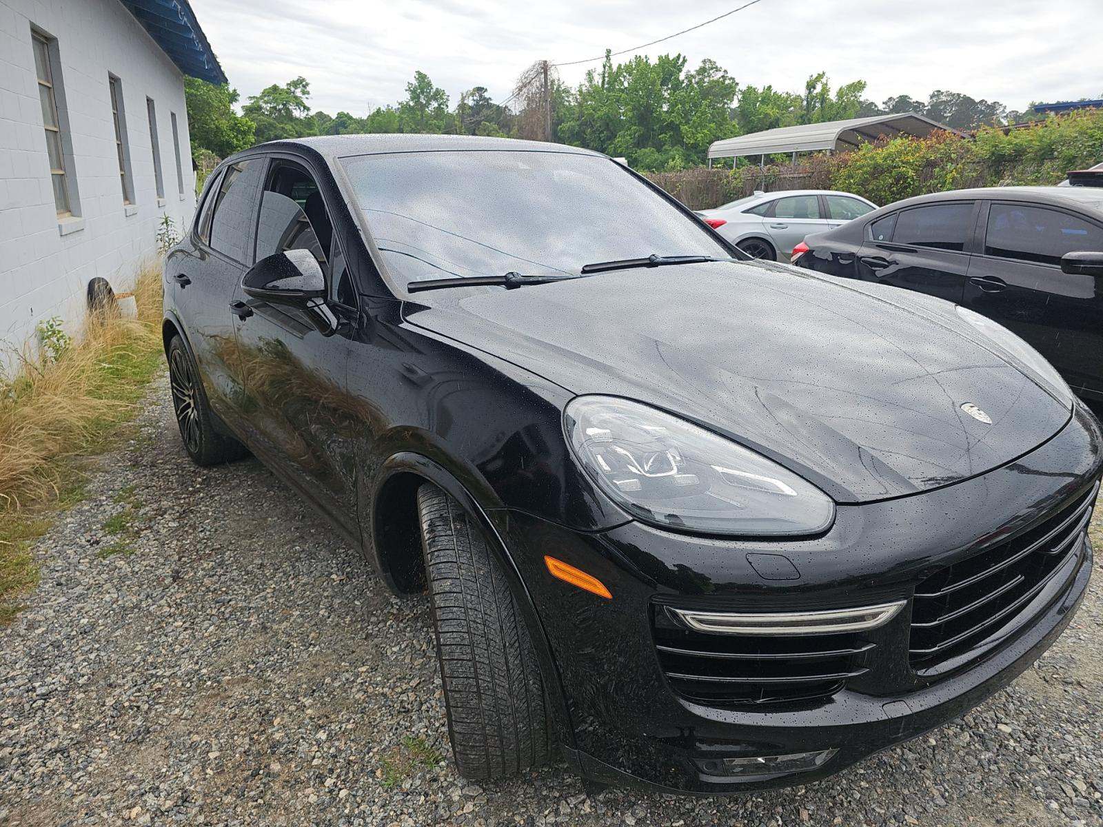 PORSCHE CAYENNE - 4
