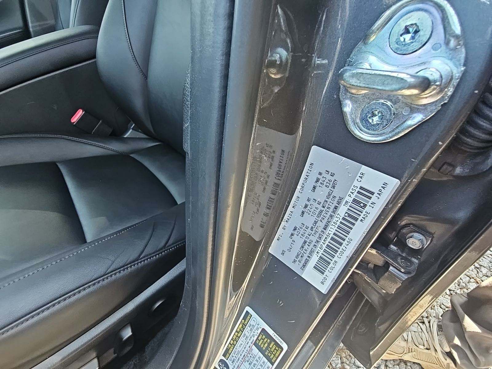 2019 MAZDA MAZDA3 Base FWD