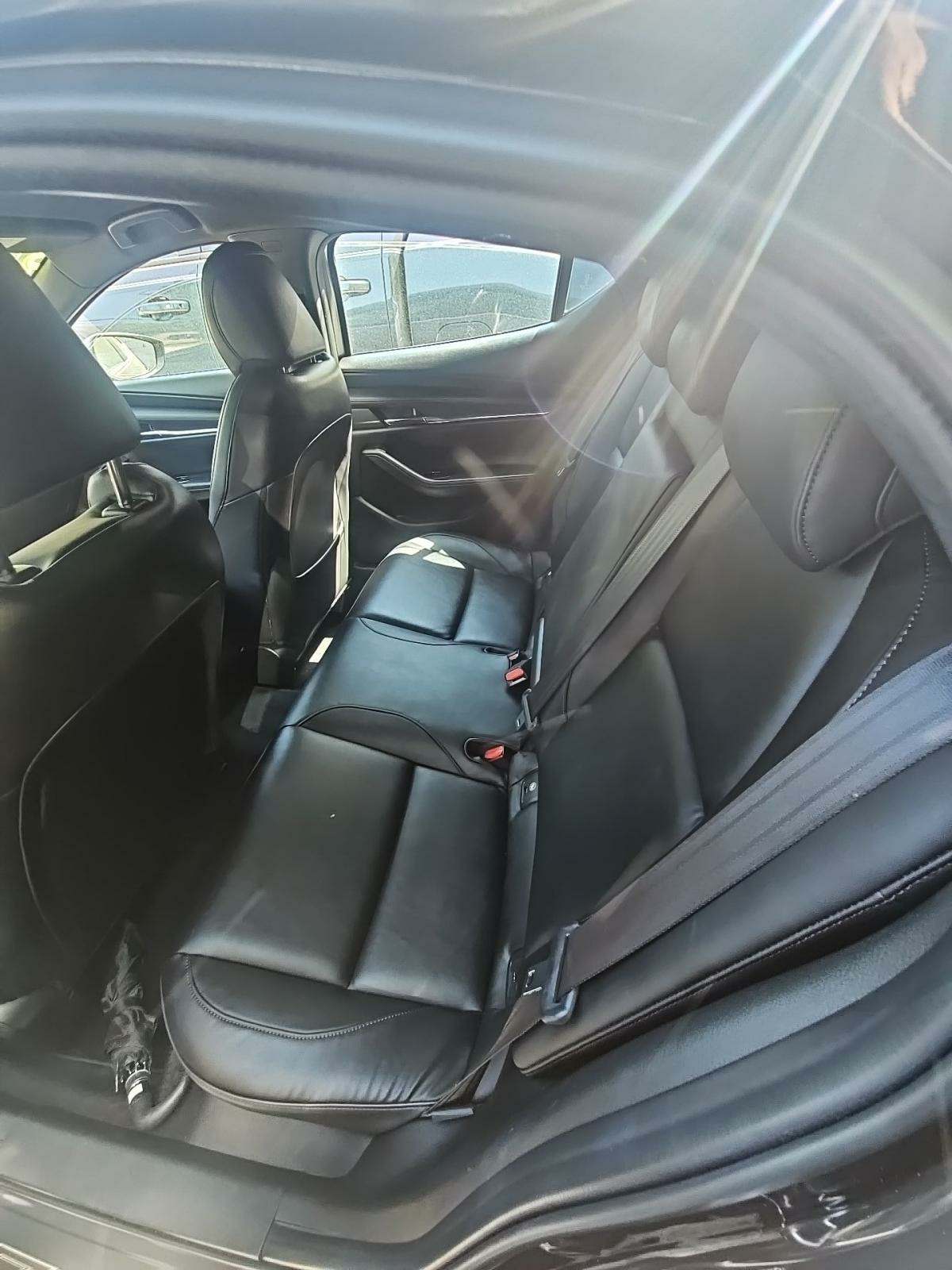 2019 MAZDA MAZDA3 Base FWD