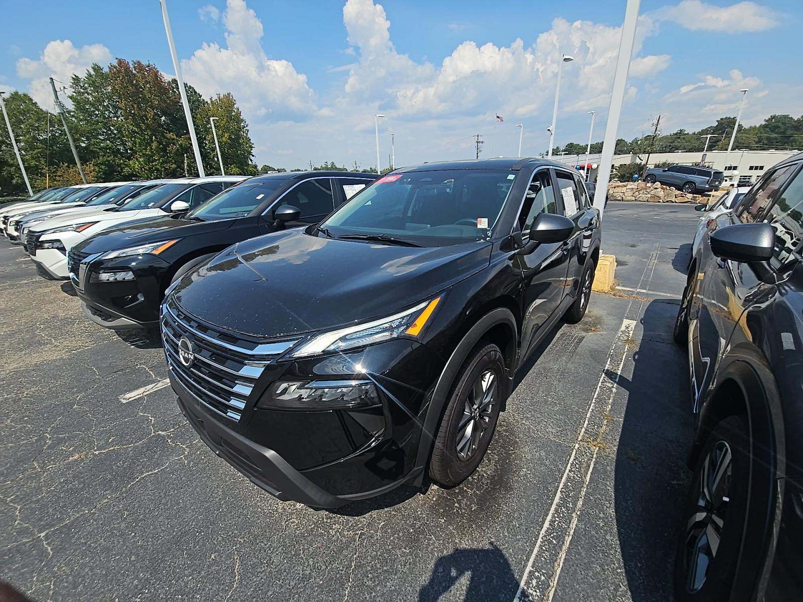 2025 Nissan Rogue S FWD