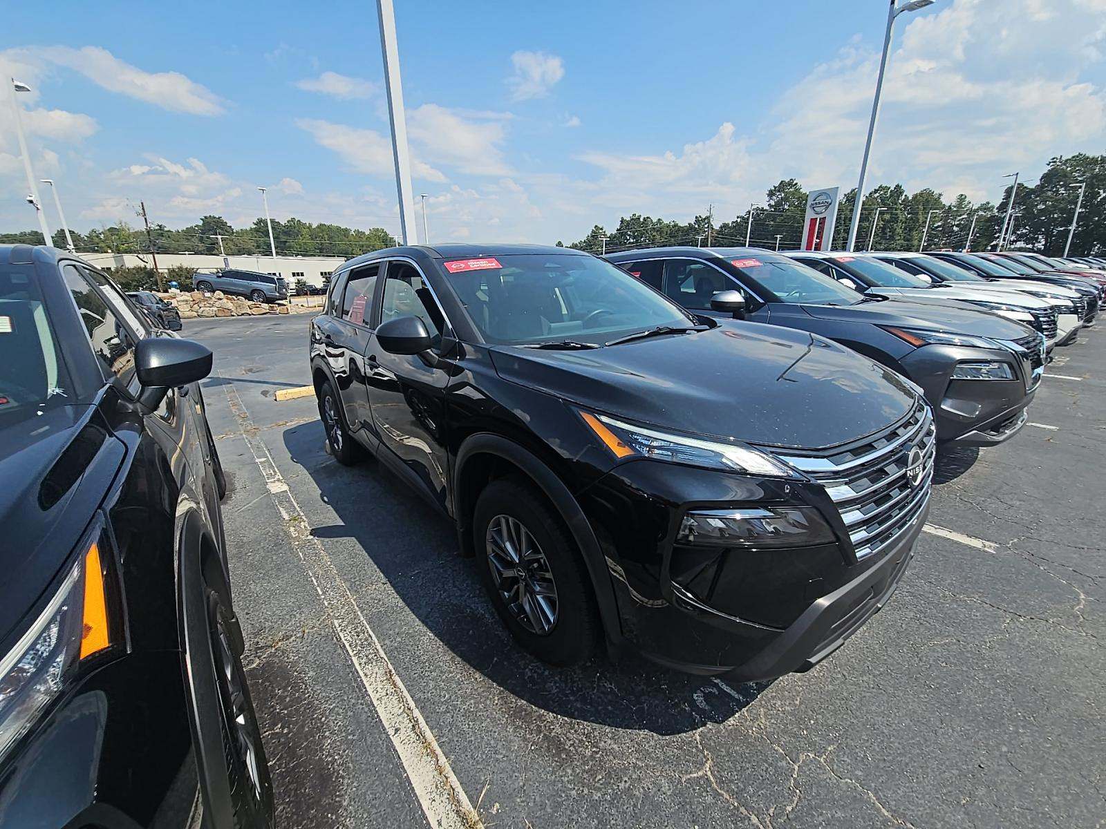 2025 Nissan Rogue S FWD