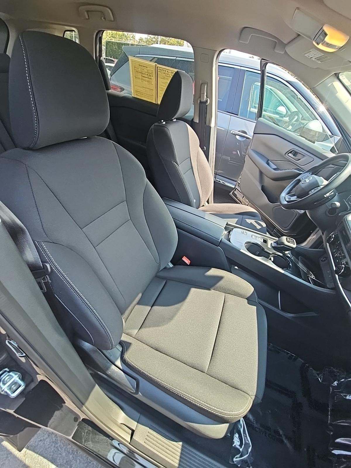 2025 Nissan Rogue S FWD