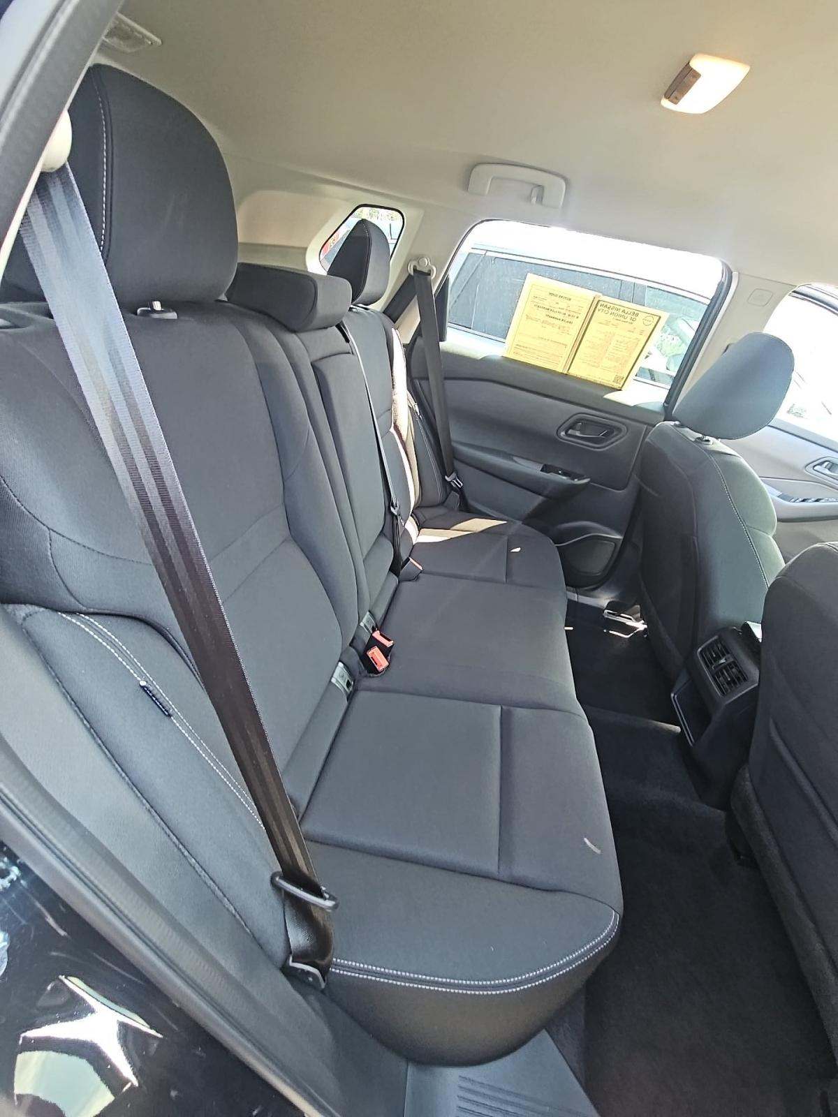 2025 Nissan Rogue S FWD