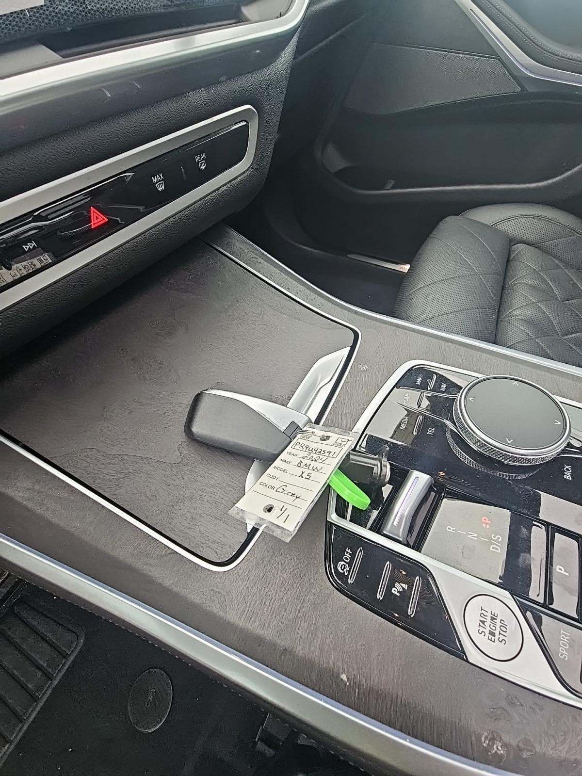 2024 BMW X5 xDrive40i AWD