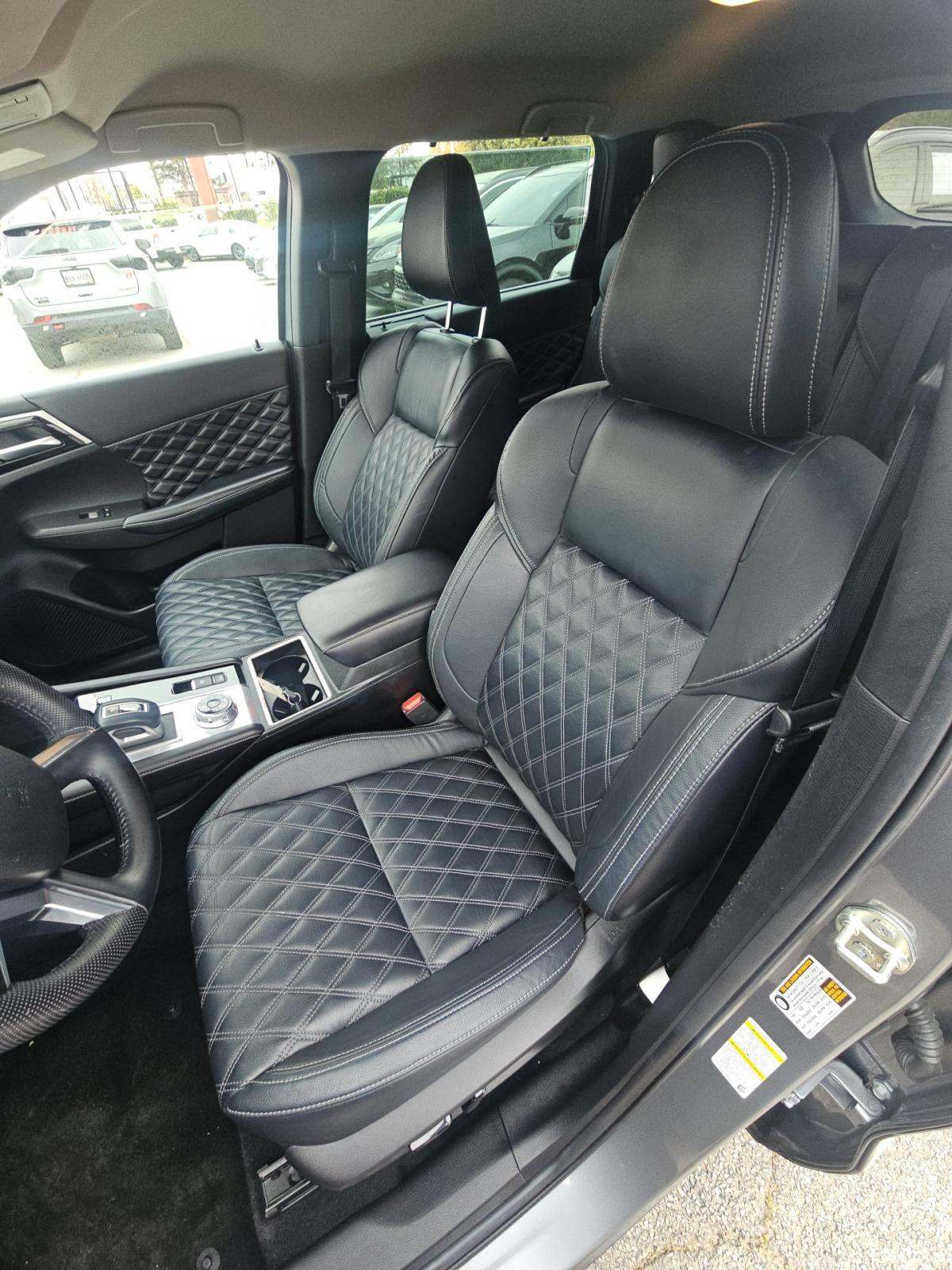 2023 Mitsubishi Outlander PHEV SEL AWD