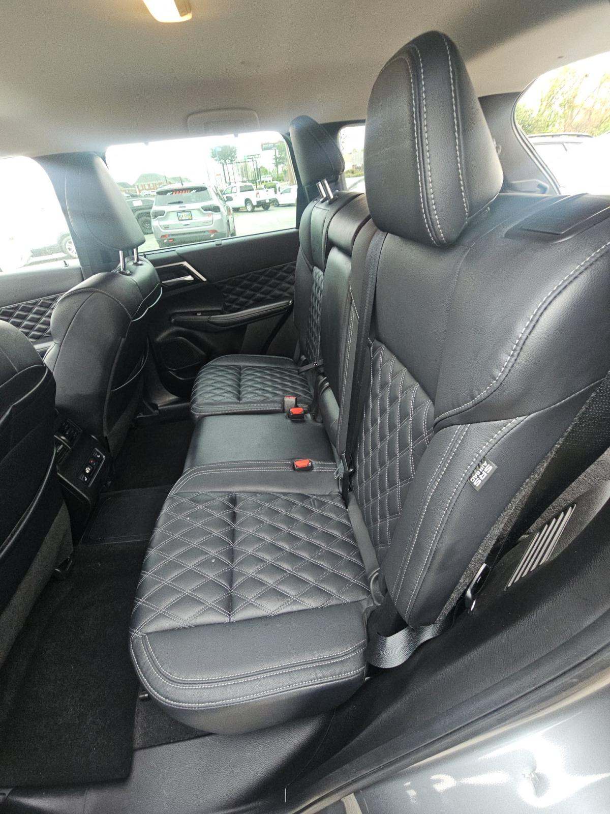 2023 Mitsubishi Outlander PHEV SEL AWD