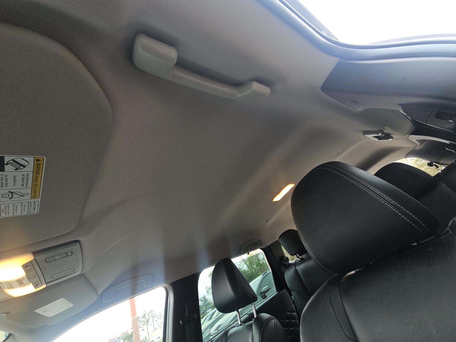 2023 Mitsubishi Outlander PHEV SEL AWD