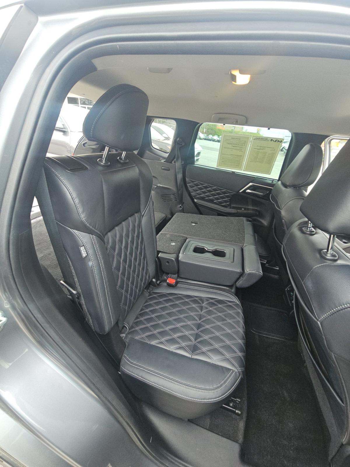 2023 Mitsubishi Outlander PHEV SEL AWD