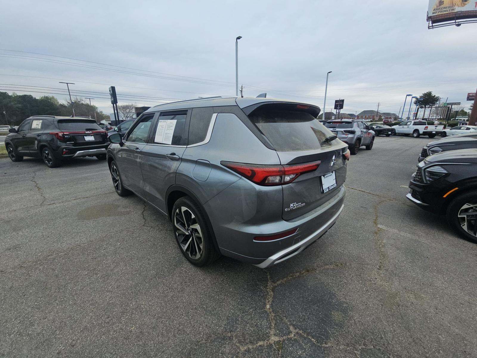2023 Mitsubishi Outlander PHEV SEL AWD