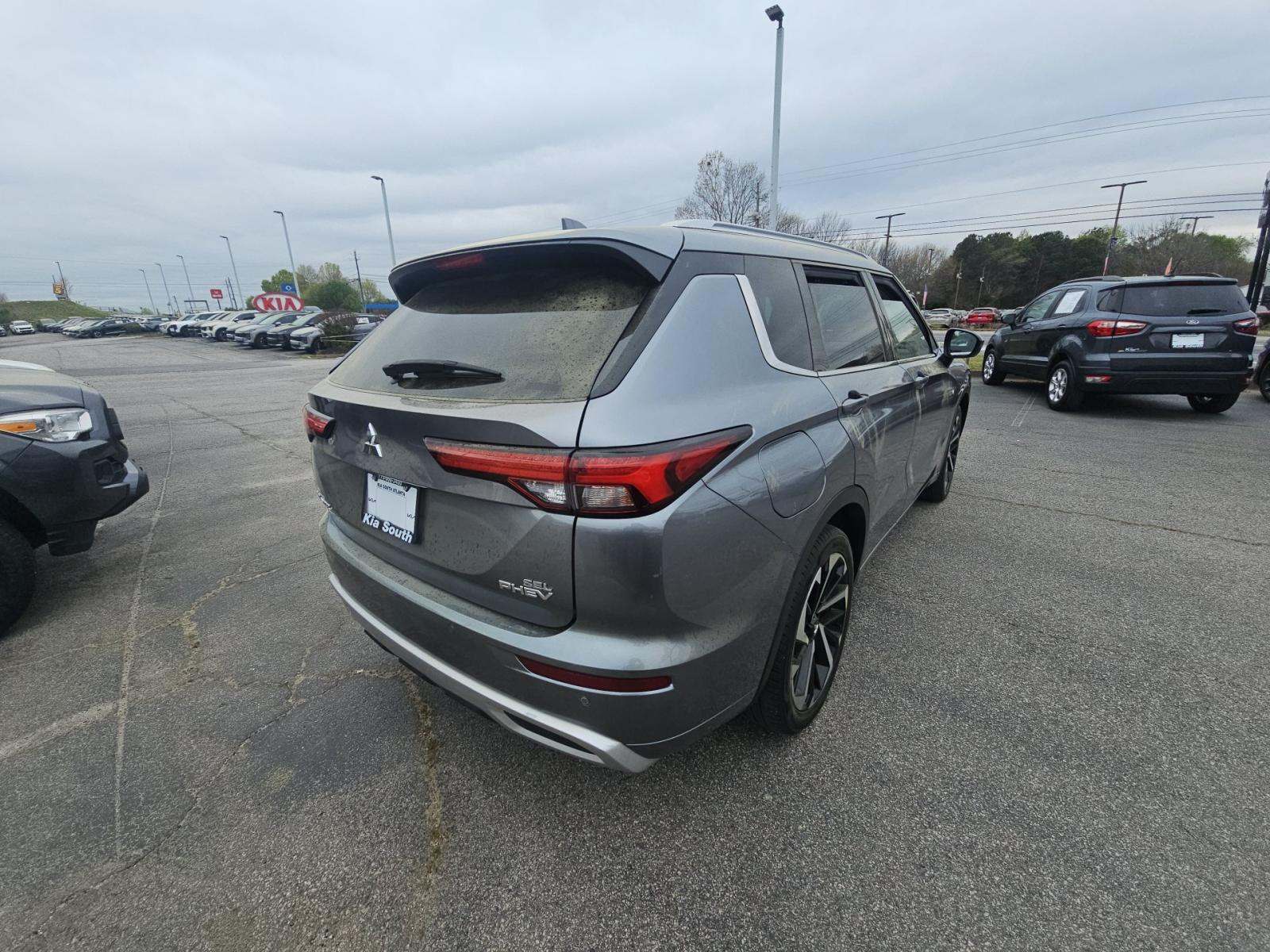 2023 Mitsubishi Outlander PHEV SEL AWD