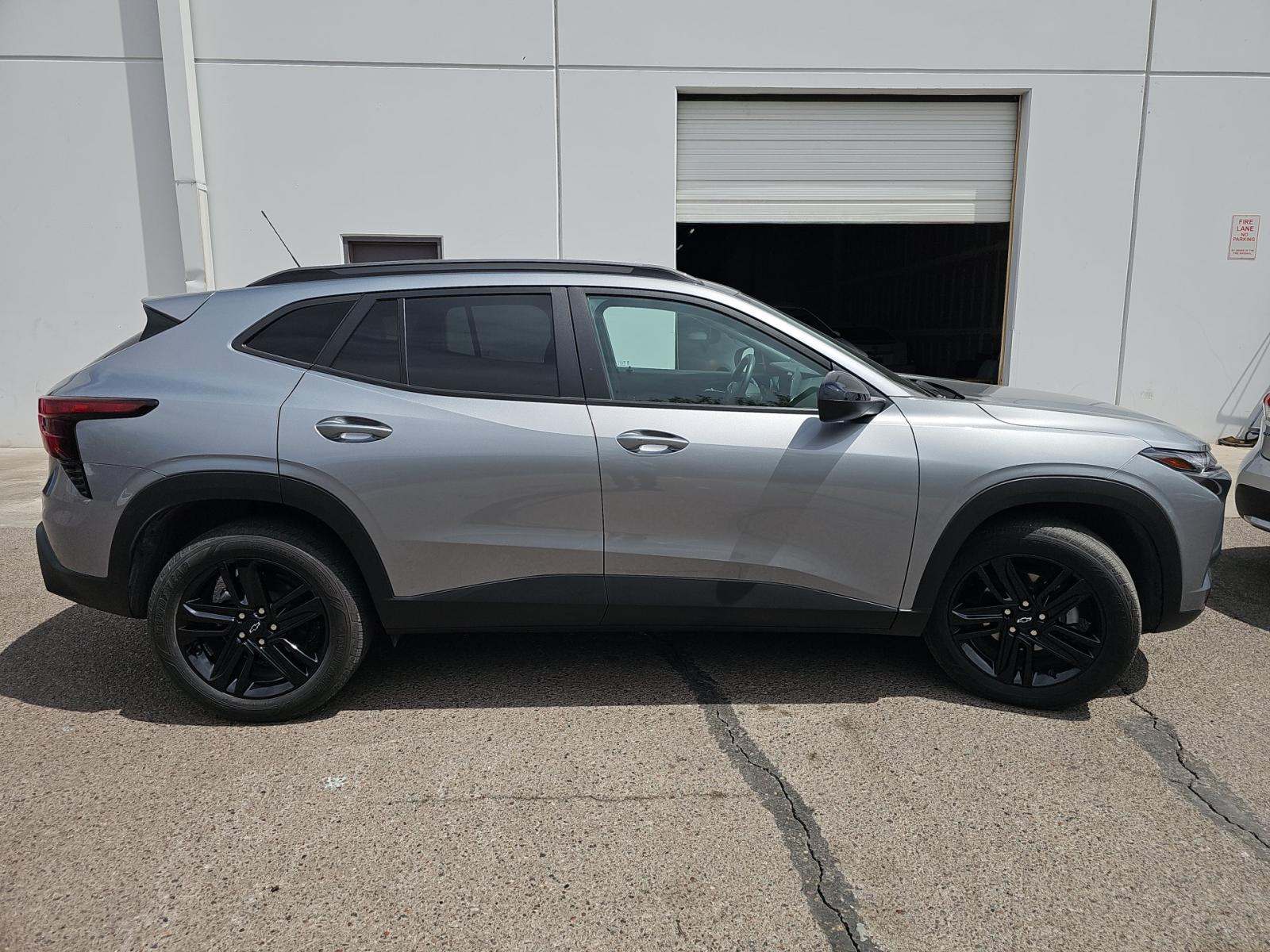 CHEVROLET TRAX - 4