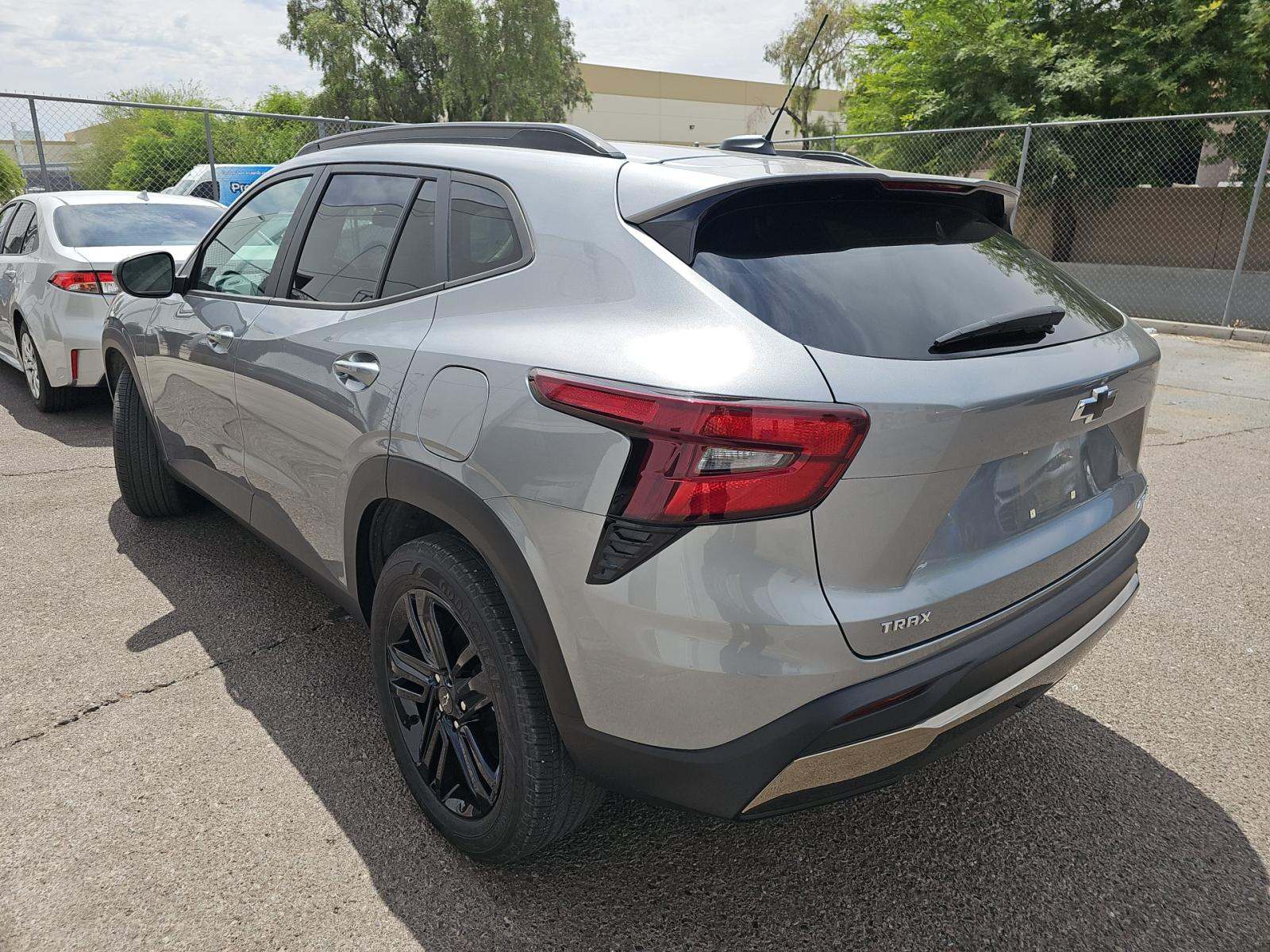CHEVROLET TRAX - 2