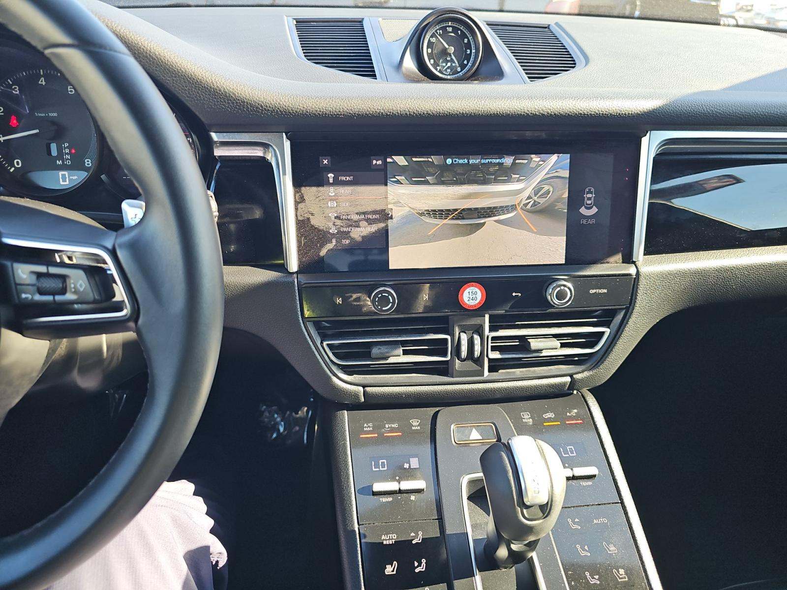2024 Porsche Macan Base AWD