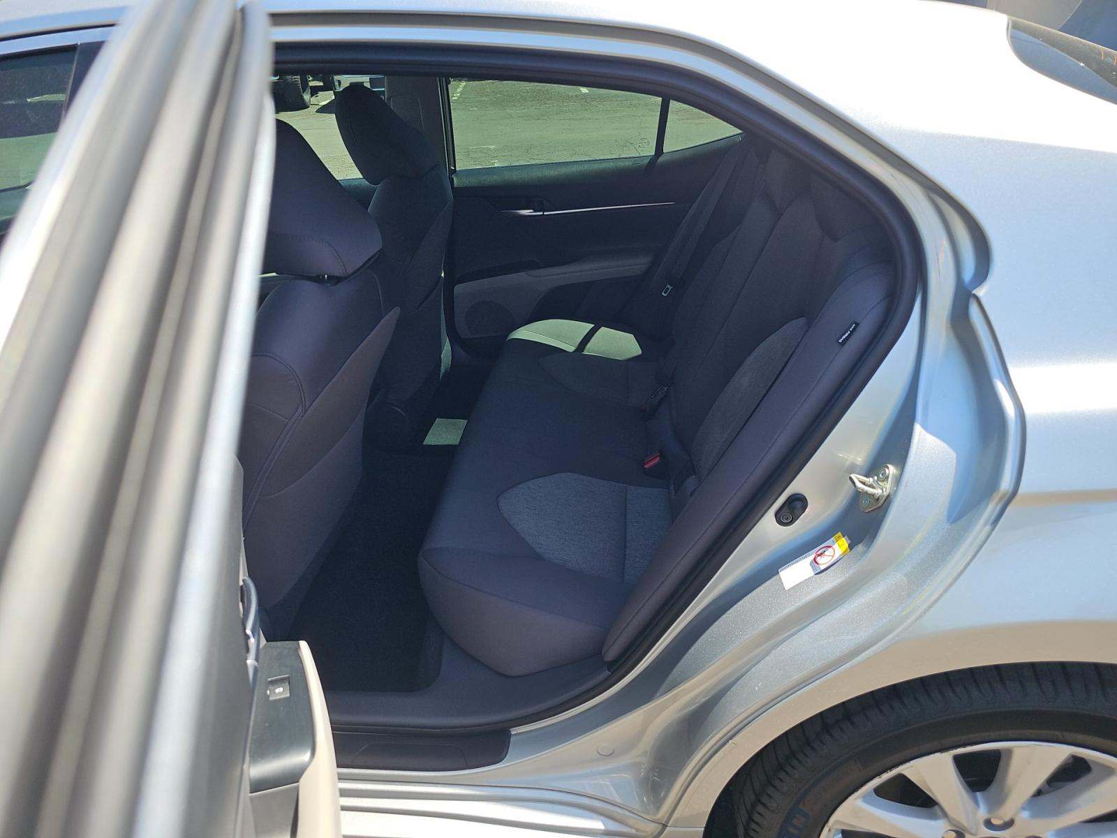 TOYOTA CAMRY - 9