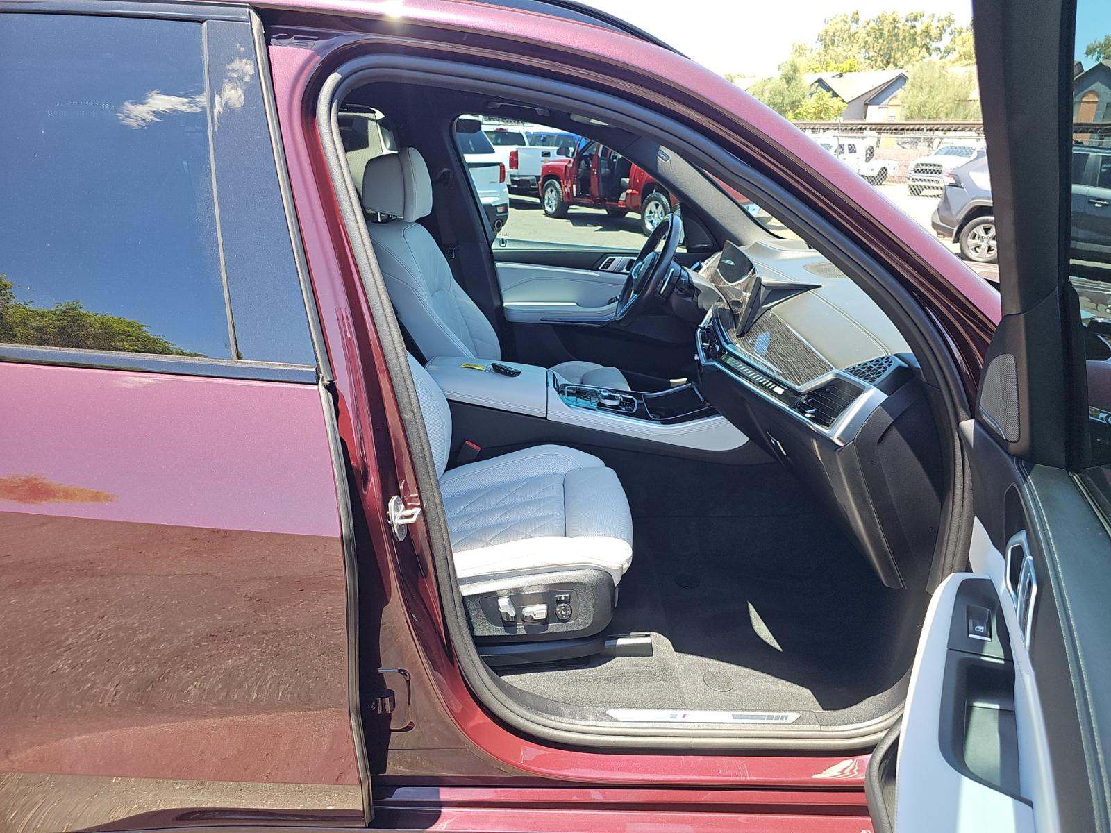 2024 BMW X5 M60i xDrive AWD