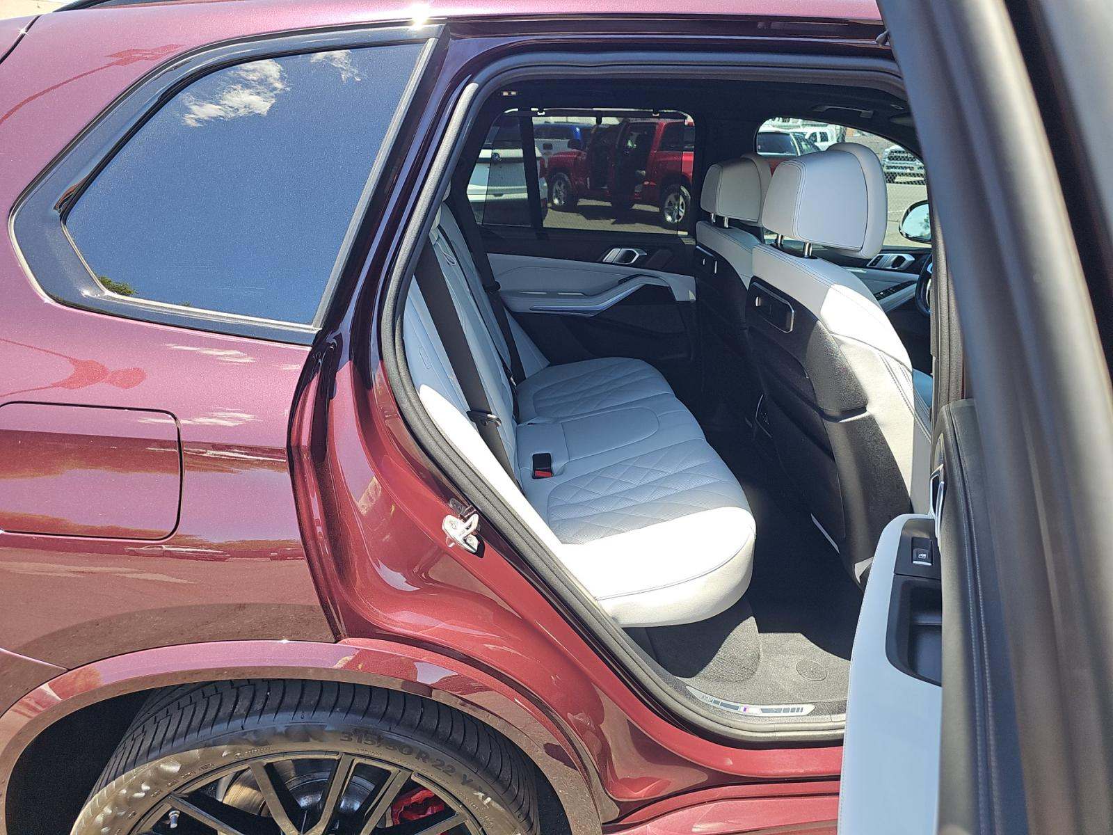 2024 BMW X5 M60i xDrive AWD