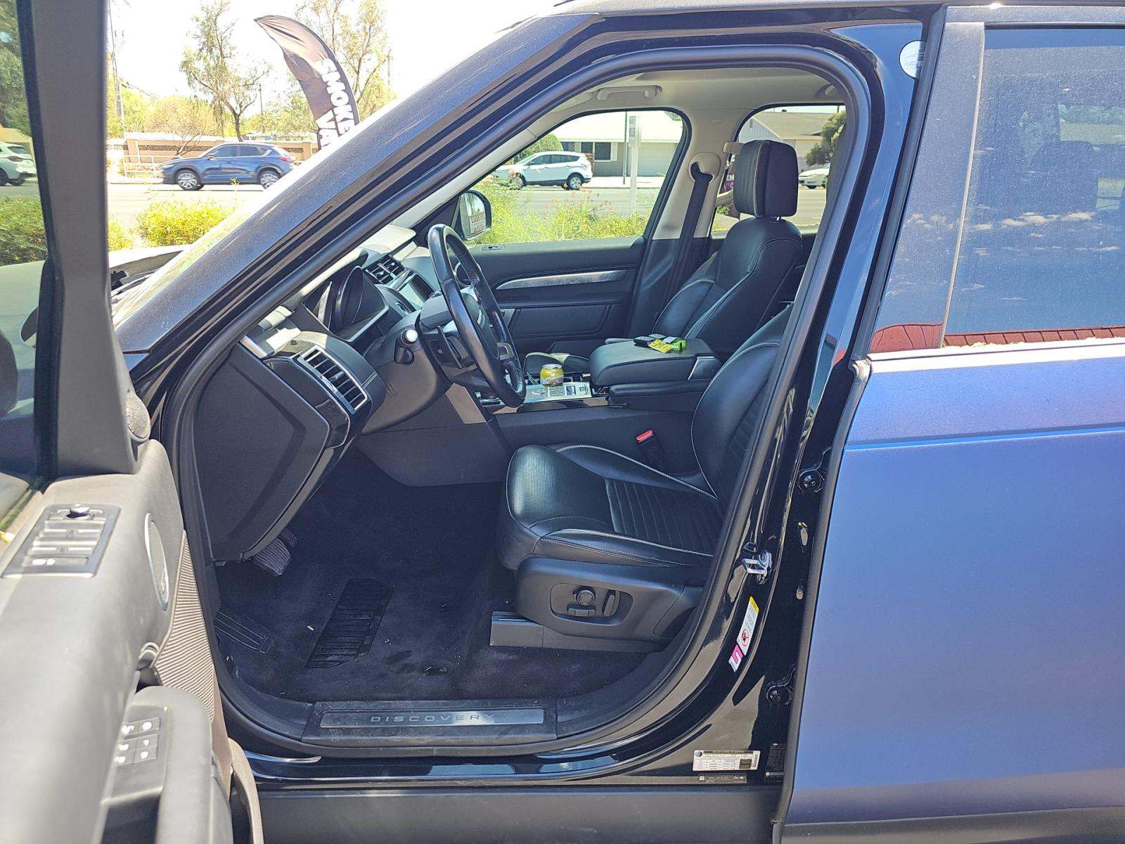 2017 Land Rover Discovery First Edition AWD