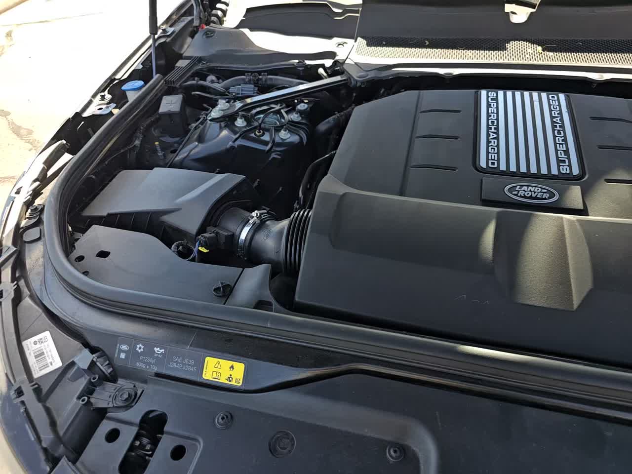 2017 Land Rover Discovery First Edition AWD