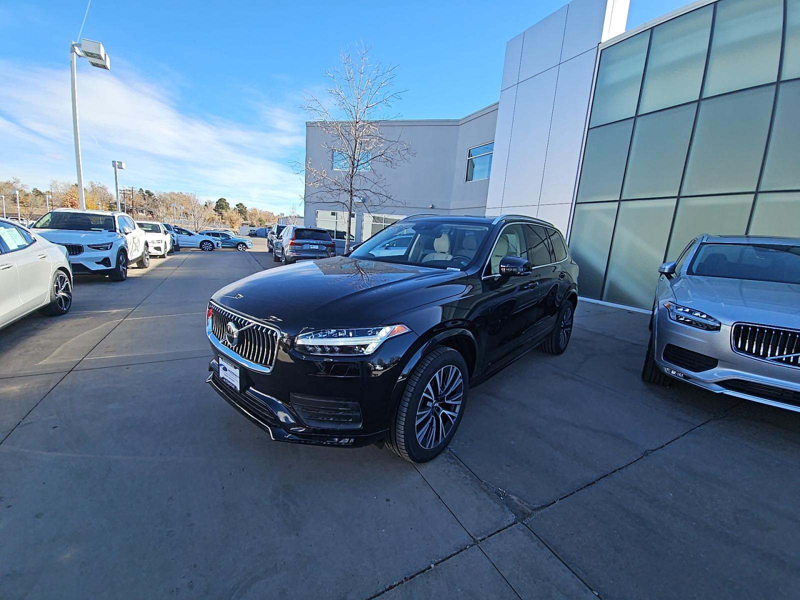 2022 Volvo XC90 T5 Momentum AWD