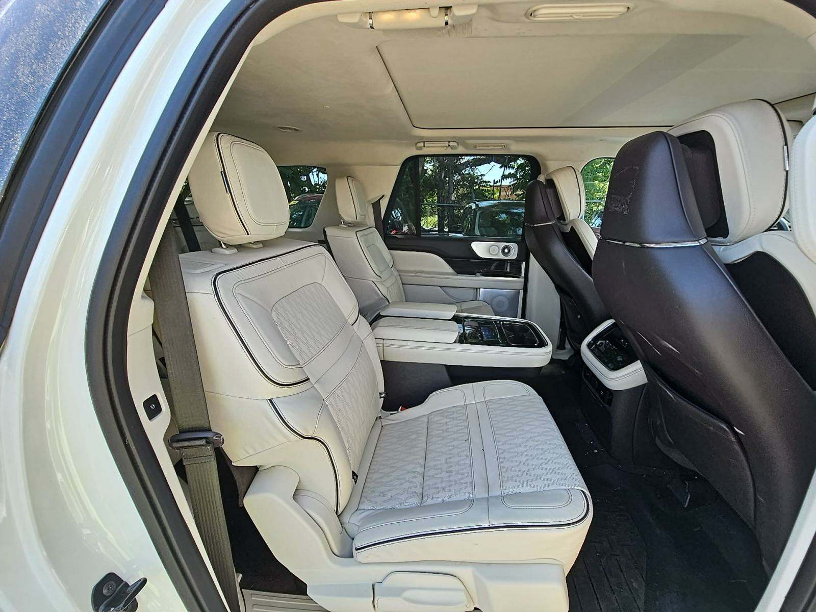 2023 Lincoln Navigator L Black Label AWD
