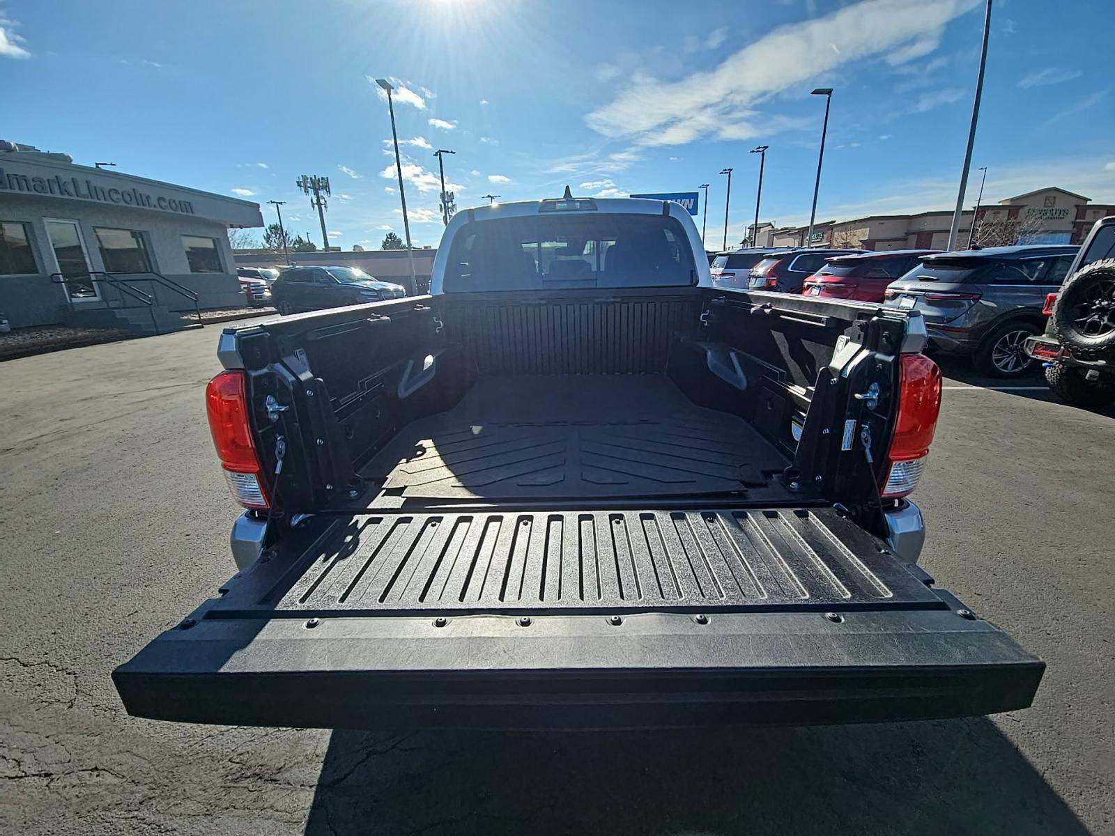 2022 Toyota Tacoma TRD Off-Road AWD