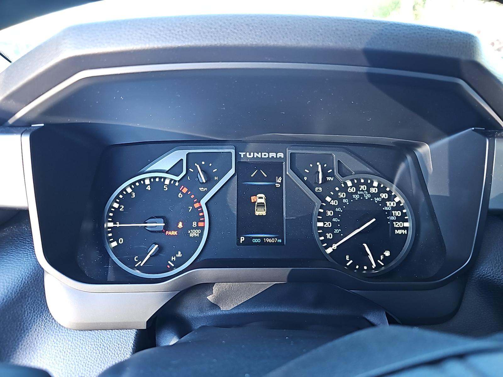 2022 Toyota Tundra SR5 AWD