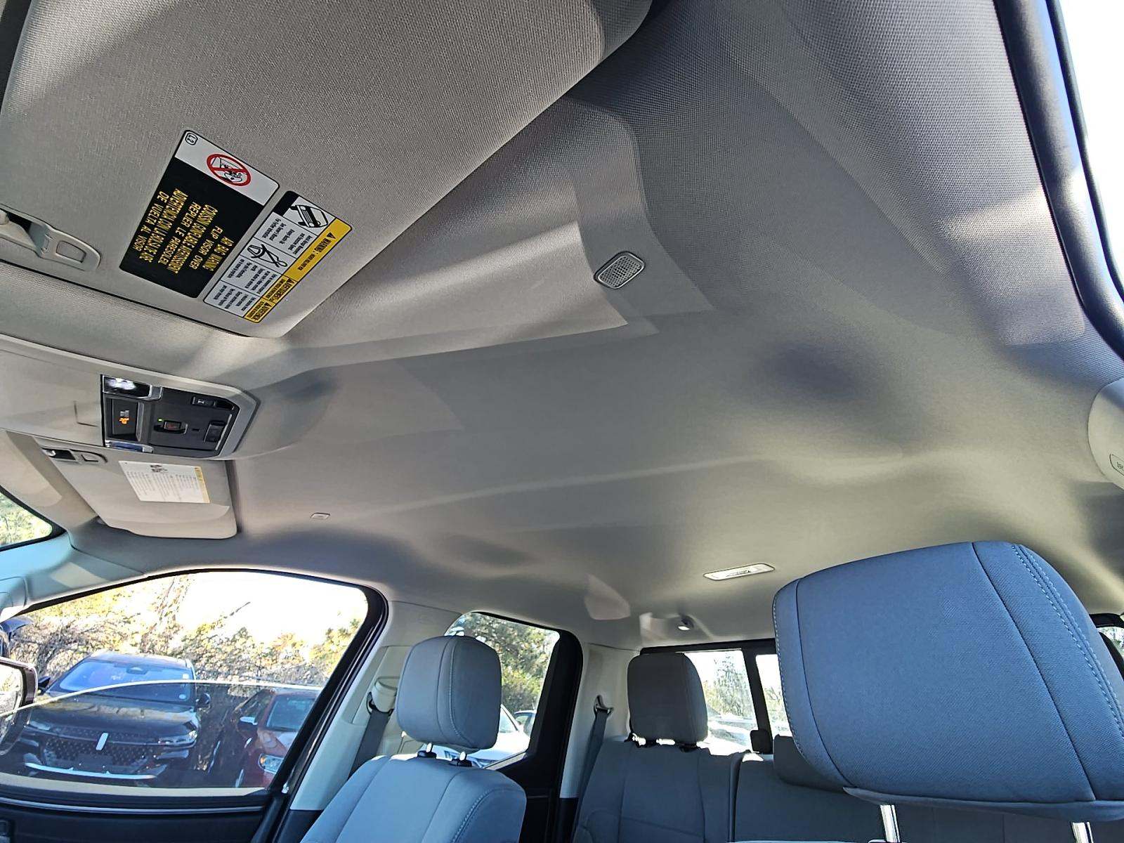 2022 Toyota Tundra SR5 AWD