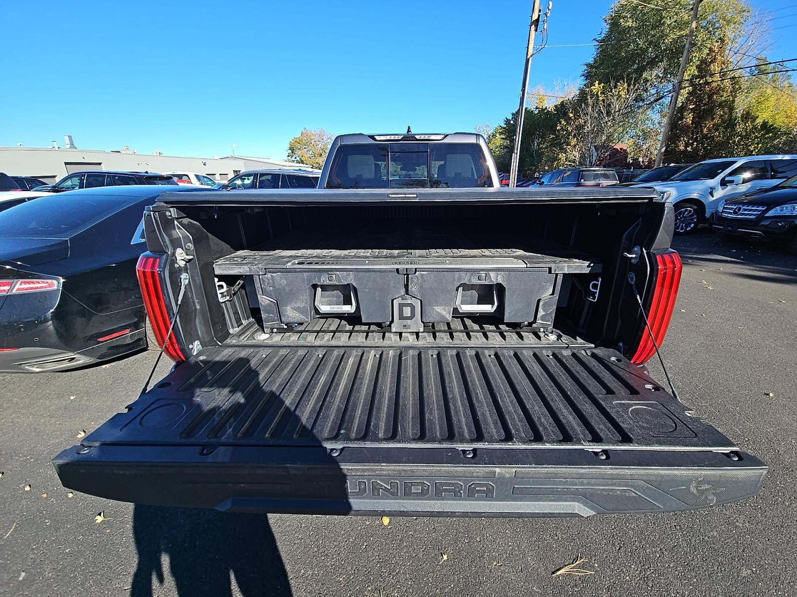 2022 Toyota Tundra SR5 AWD