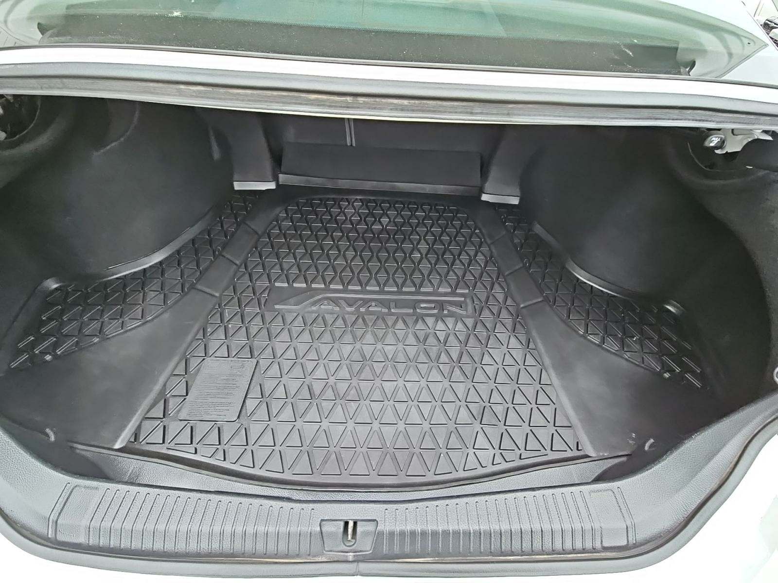 2021 Toyota Avalon XLE AWD