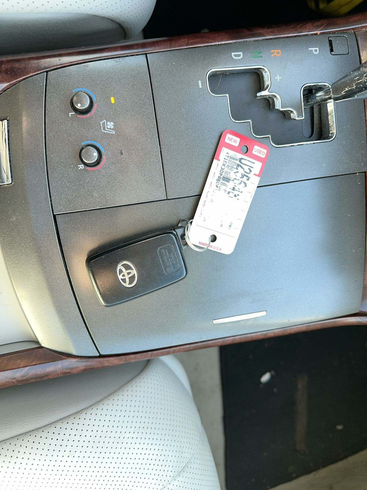 2011 Toyota Avalon Limited FWD