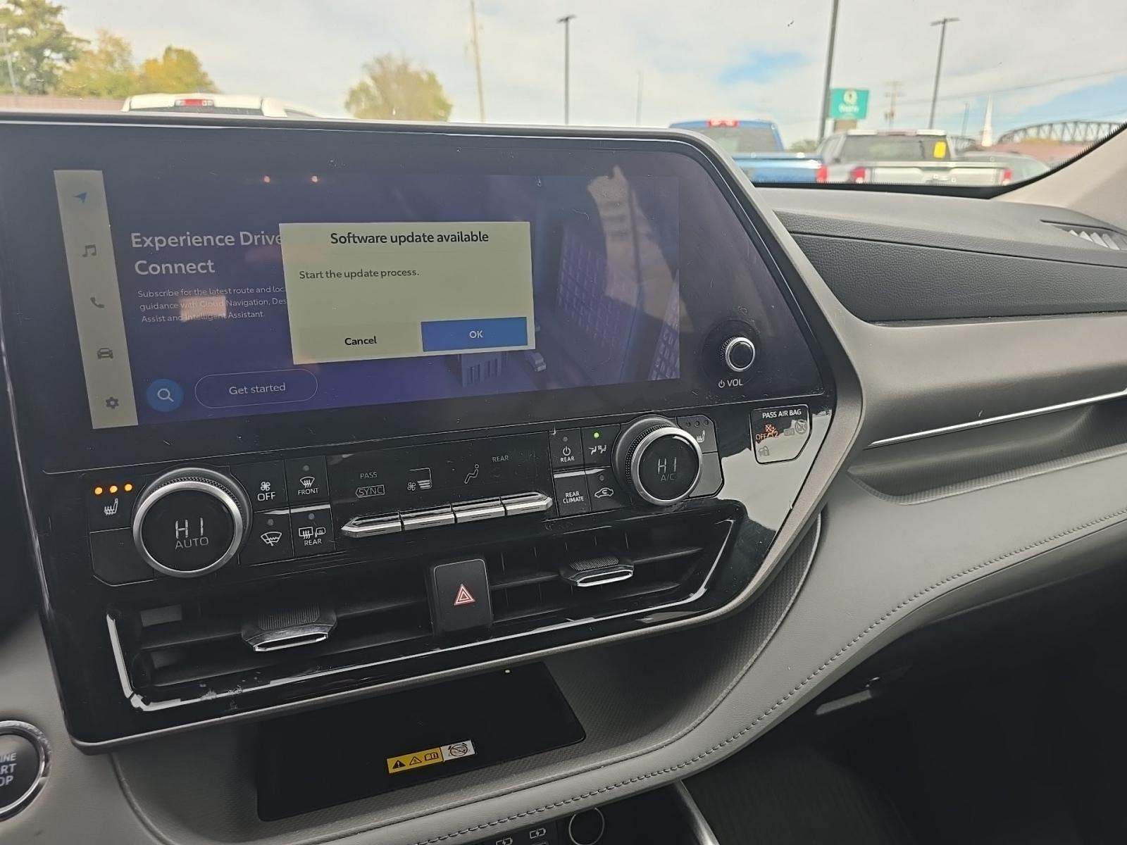 2023 Toyota Highlander XLE AWD