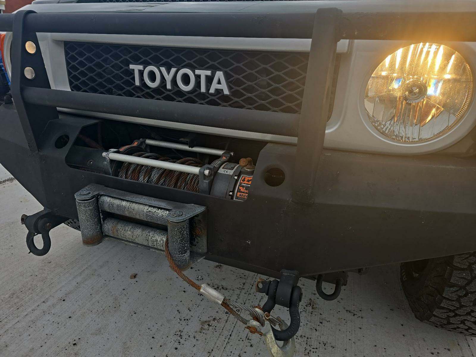 2010 Toyota FJ Cruiser Base AWD