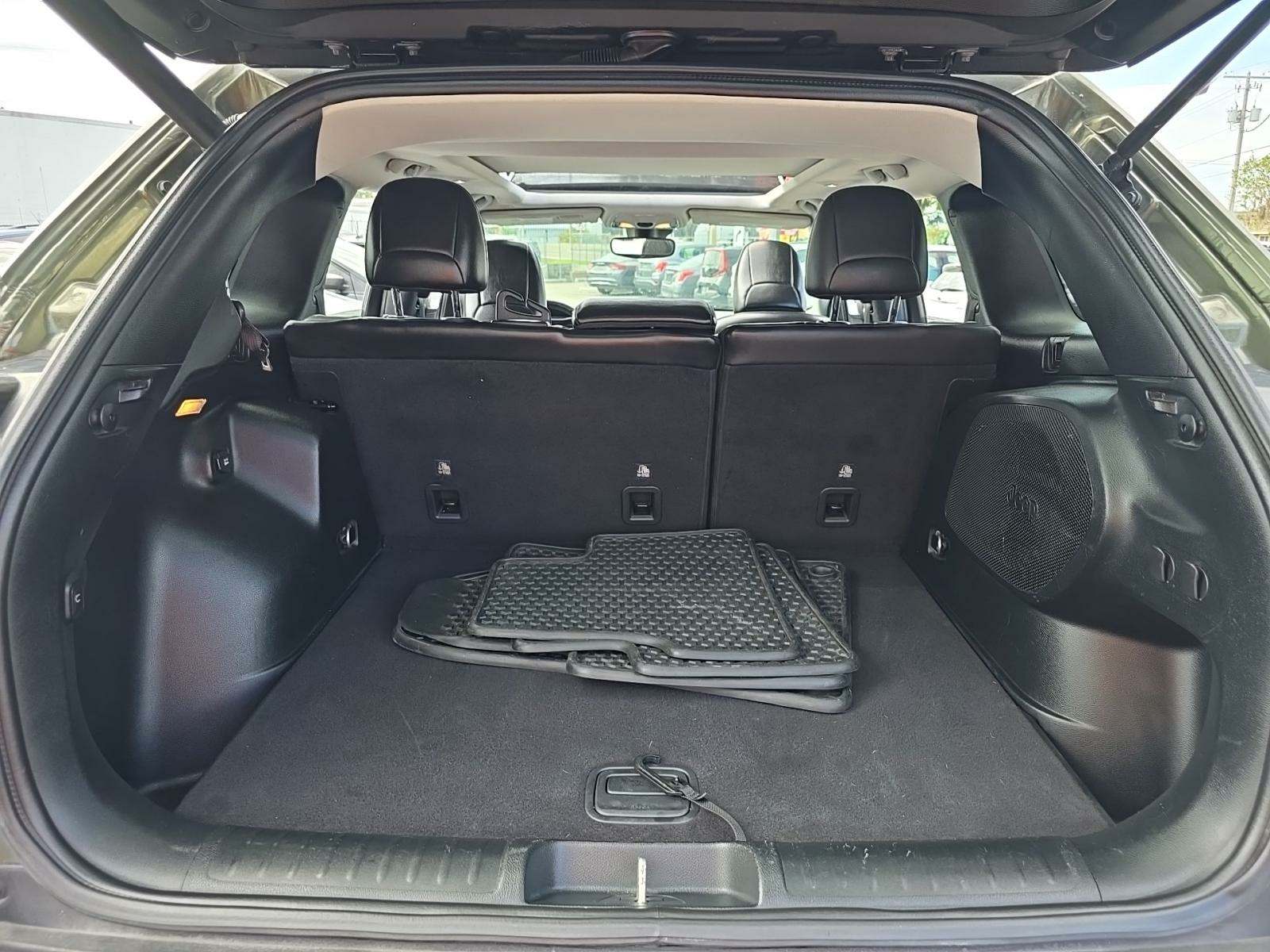 2019 Jeep Cherokee Trailhawk Elite Edition AWD