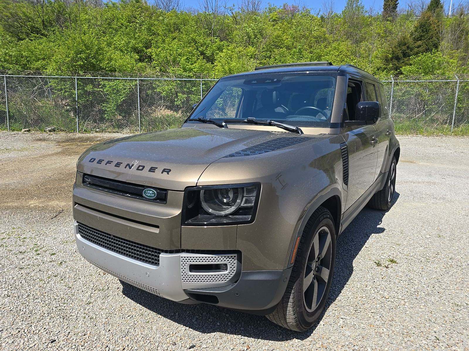 2020 Land Rover Defender 110 SE AWD