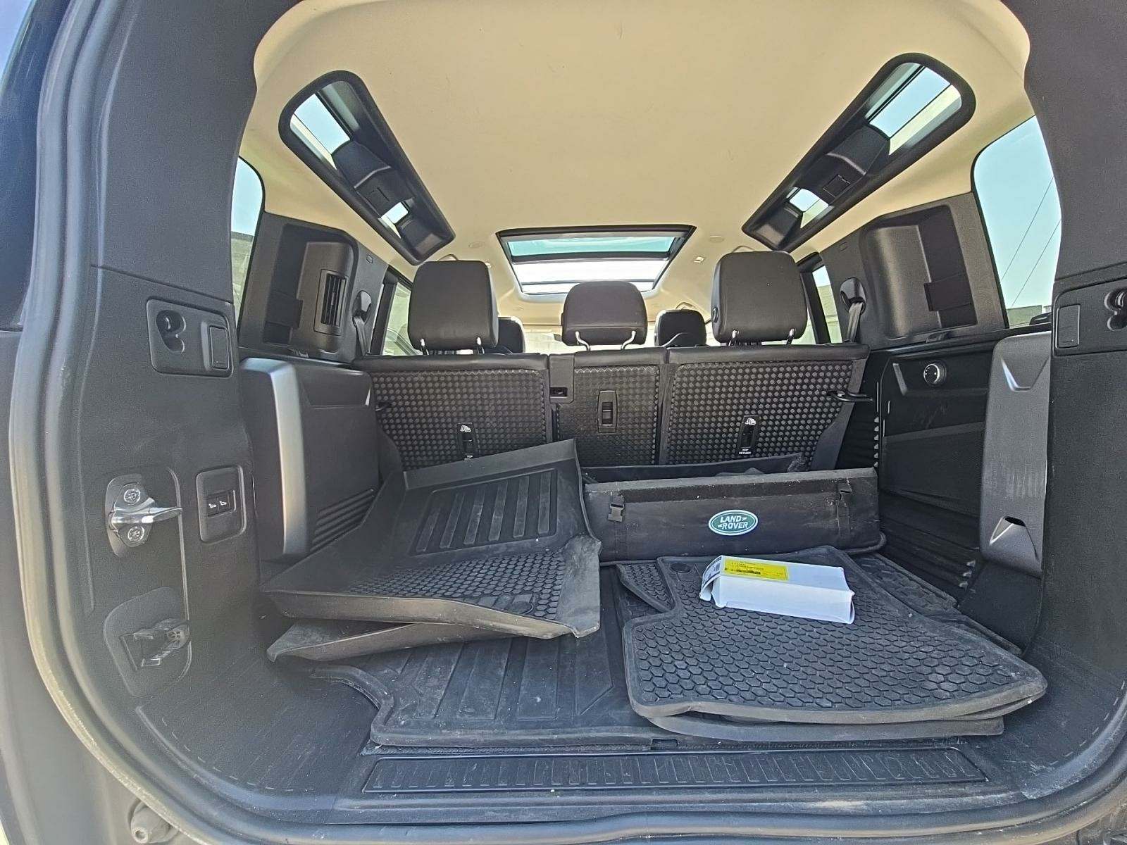 2020 Land Rover Defender 110 SE AWD