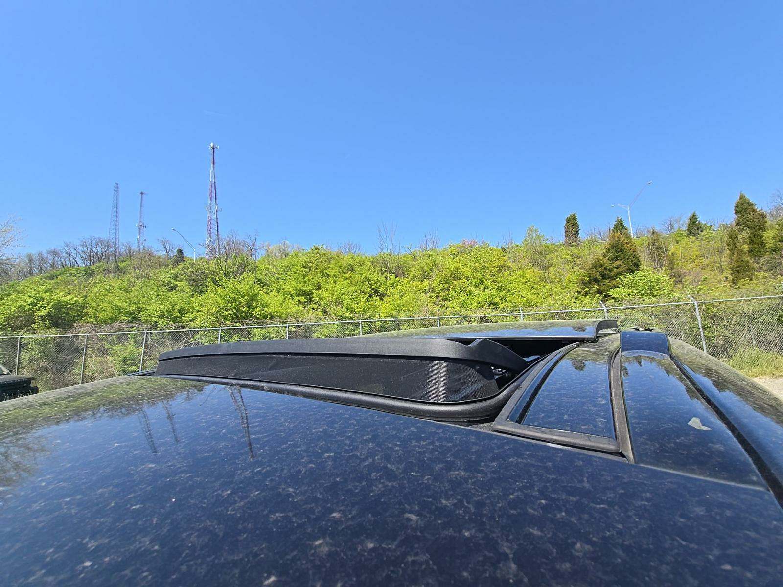 2020 Land Rover Defender 110 SE AWD